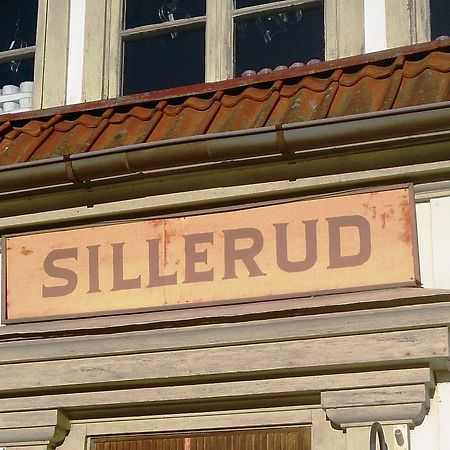 Silleruds Station Hotel Årjäng Kültér fotó